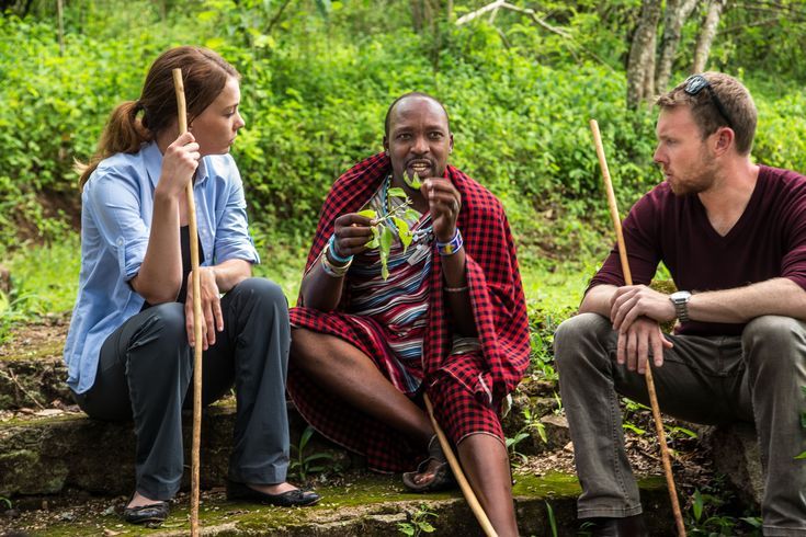 MAASAI VILLAGE GUIDE